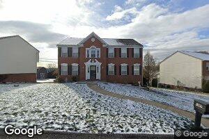 318 Chanticleer Cir, New Stanton, PA 15672