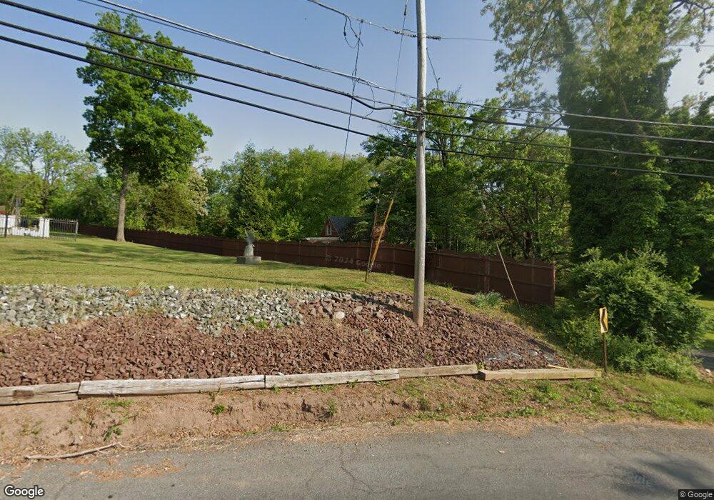 1082 W Cedarville Rd, Pottstown, PA 19465 - photo 1