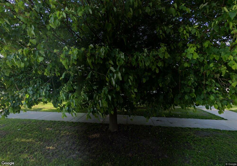 2305 Marshall Ave, Mattoon, IL 61938 - photo 1