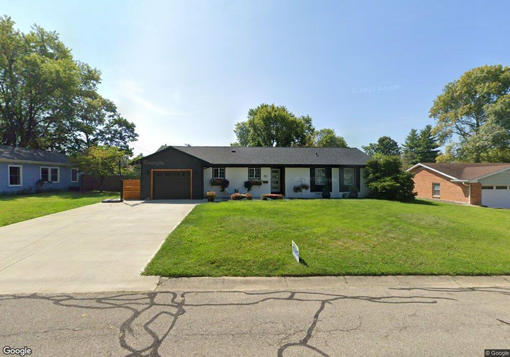 3012 Tulip Dr, Columbus, IN 47203 - photo 1