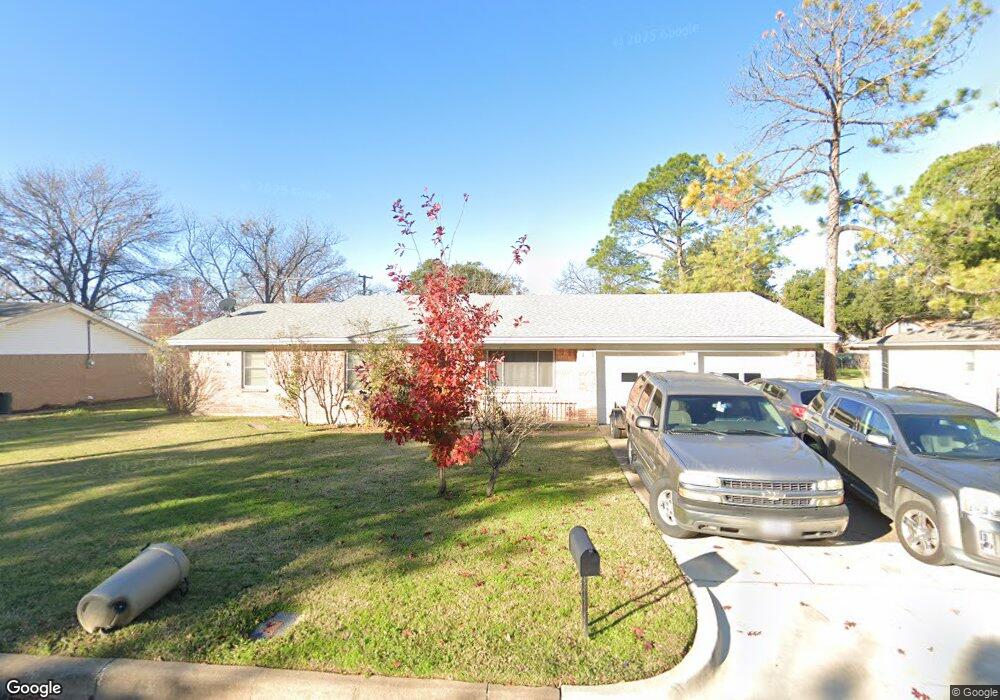 221 Glenn Dr, Hurst, TX 76053 - photo 1