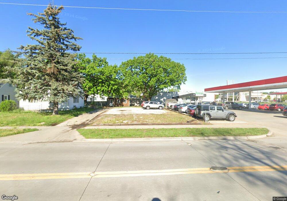 609 SW MacVicar Ave, Topeka, KS 66606 - photo 1