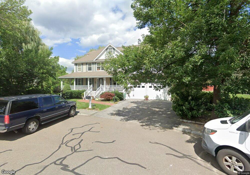 5 Orchard Park, Woburn, MA 01801 - photo 1