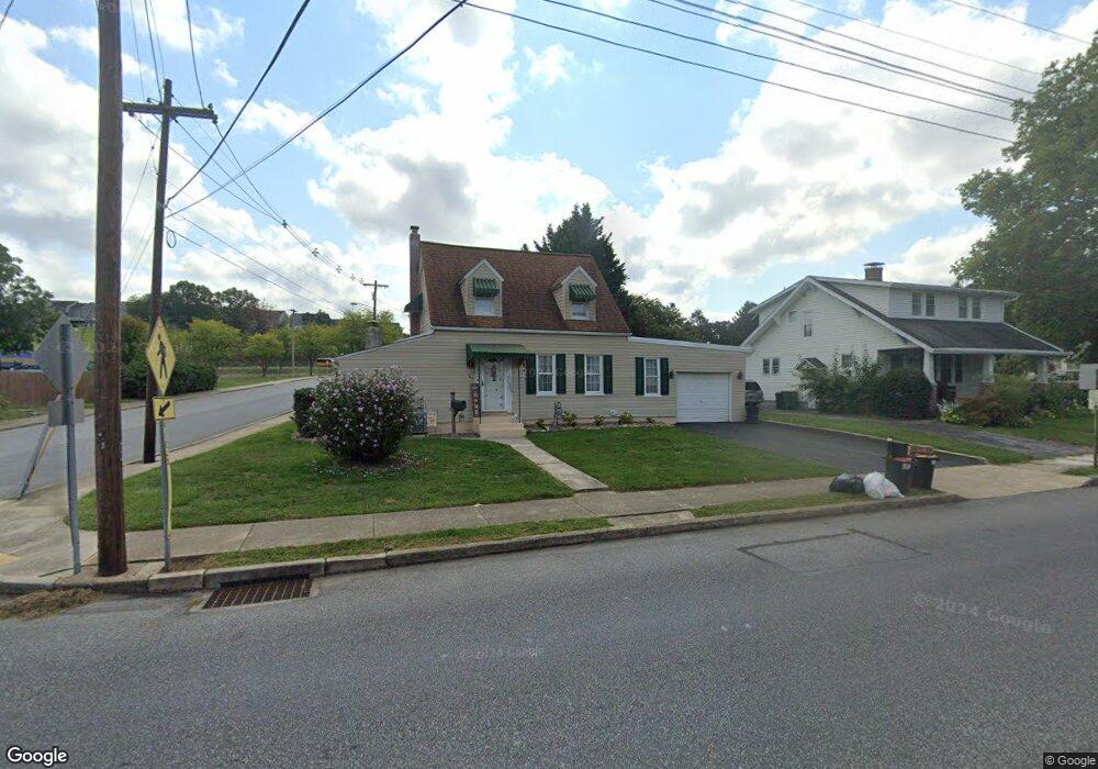 315 N Grant St, Waynesboro, PA 17268 - photo 1