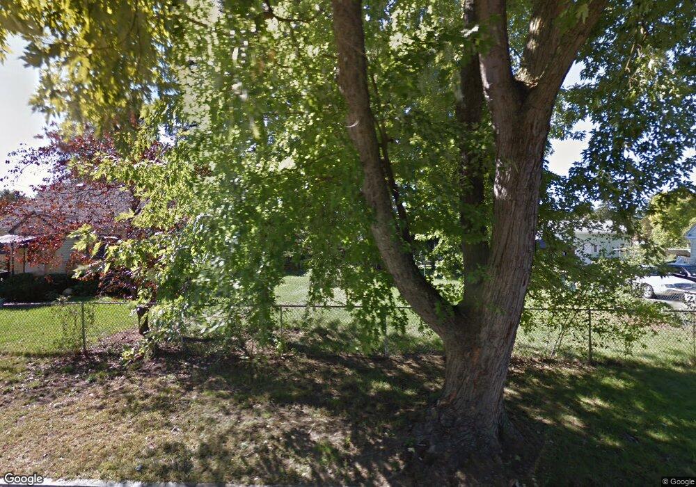 102 Wrentham Rd, Springfield, MA 01119 - photo 1