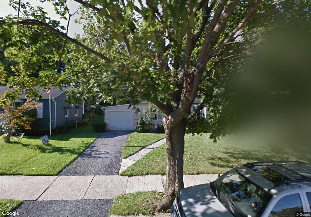 530 Greenwood Ave, Bethlehem, PA 18017 - photo 1