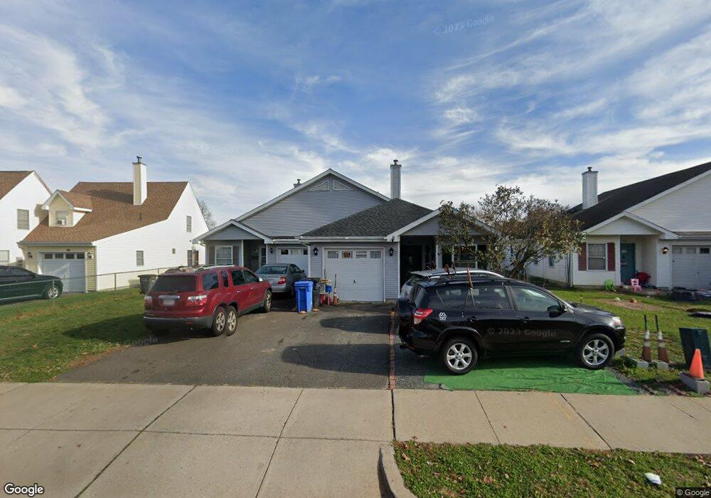 104 Margarita Dr, Hartford, CT 06106 - photo 1