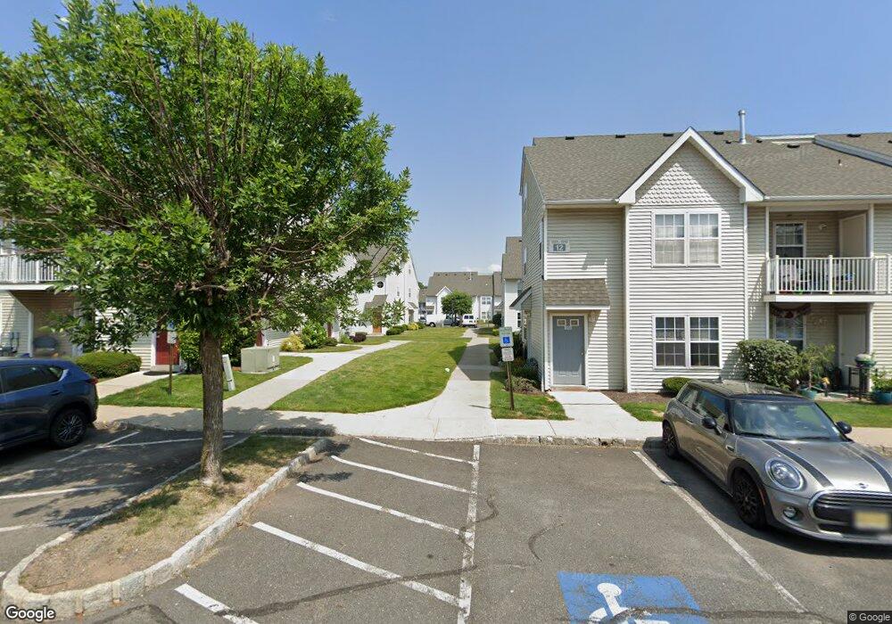 609 Duke Dr unit 309, Woodbridge, NJ 07095 - photo 1