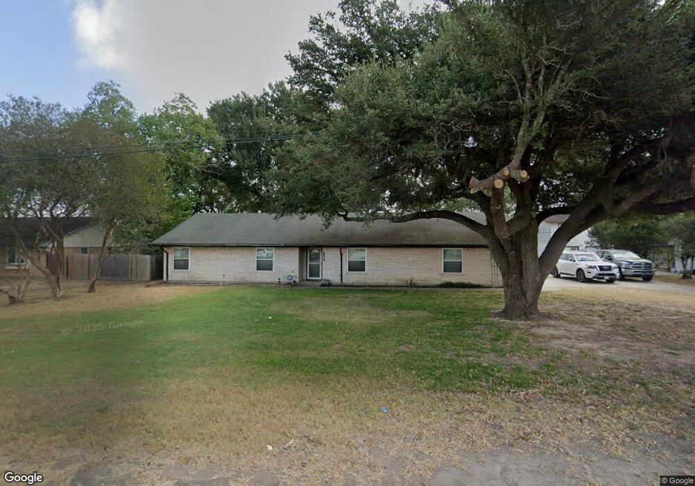 1914 Locust St, Waller, TX 77484 - photo 1