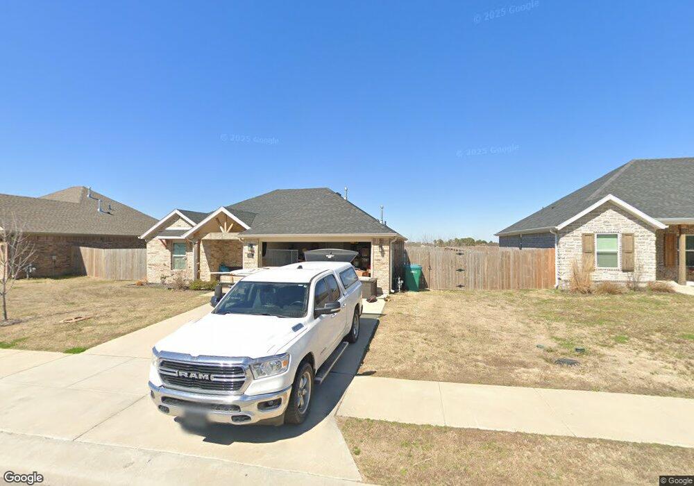 818 Hickory Meadows Ave, Tontitown, AR 72762 - photo 1