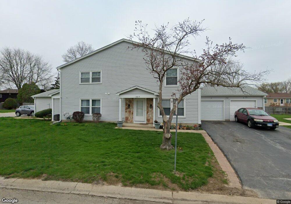 1361 N Glen Cir unit B, Aurora, IL 60506 - photo 1