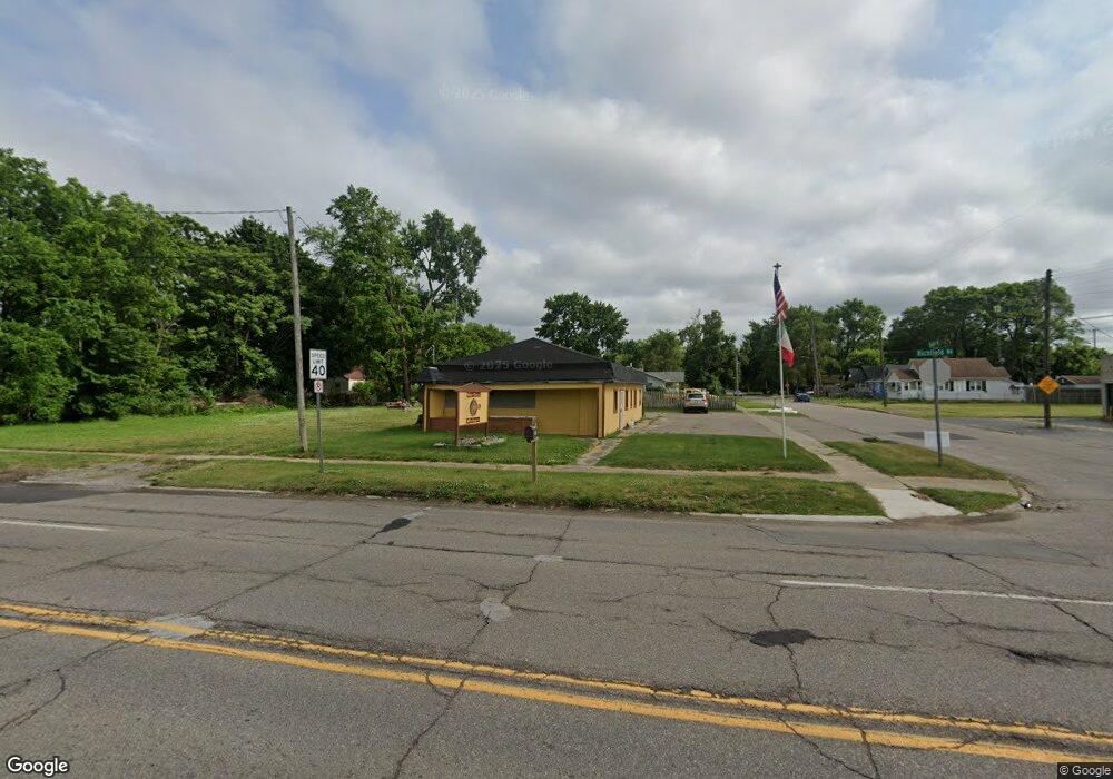 2902 Richfield Rd, Flint, MI 48506 - photo 1