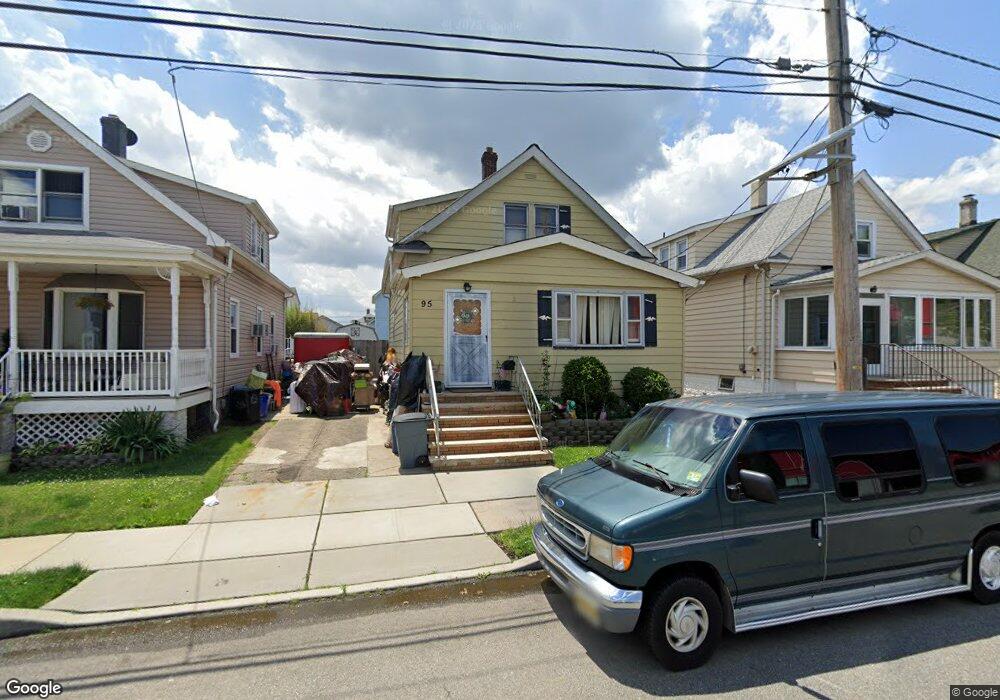 95 Grant Ave, Carteret, NJ 07008 - photo 1