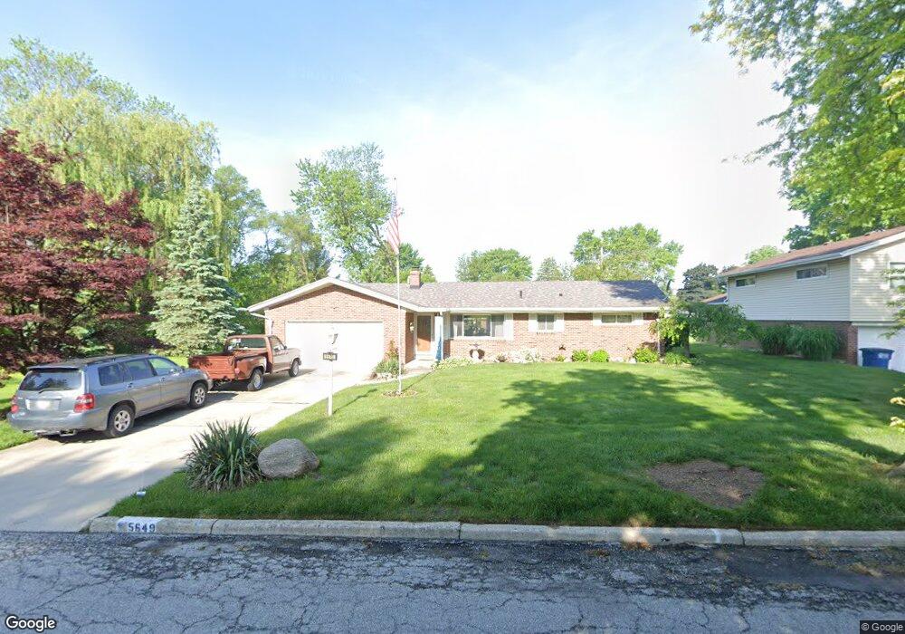 5649 W Rowland Rd, Toledo, OH 43613 - photo 1