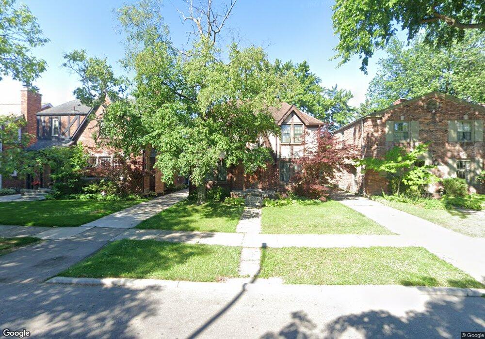 413 Moran Rd, Grosse Pointe Farms, MI 48236 - photo 1