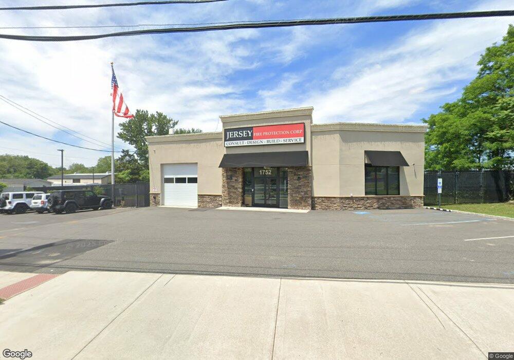 1752 Crown Point Rd, West Deptford, NJ 08086 - photo 1