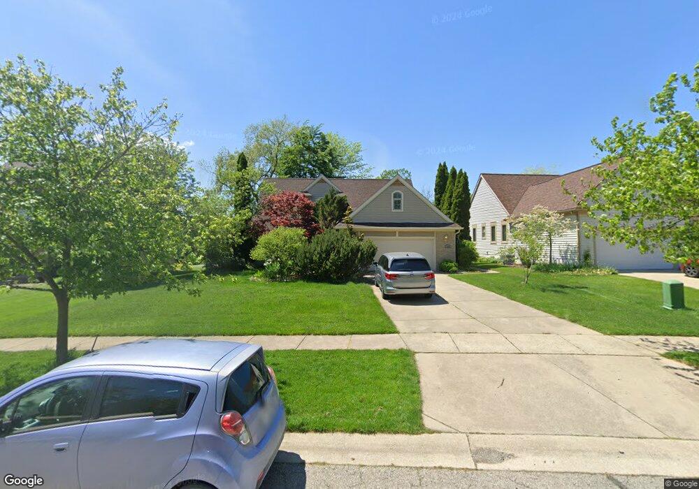 3942 Highlander Way E, Ann Arbor, MI 48108 - photo 1