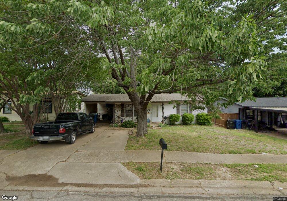 1725 Ridgewood Rd, Denison, TX 75020 - photo 1