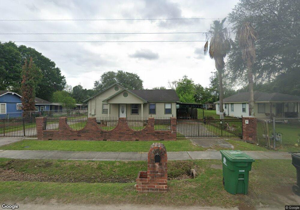 1902 Heaney Dr, Houston, TX 77093 - photo 1