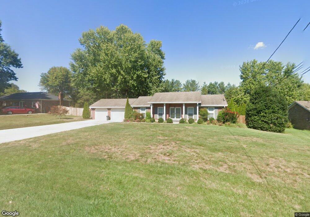 424 Ford Dr, Mount Washington, KY 40047 - photo 1