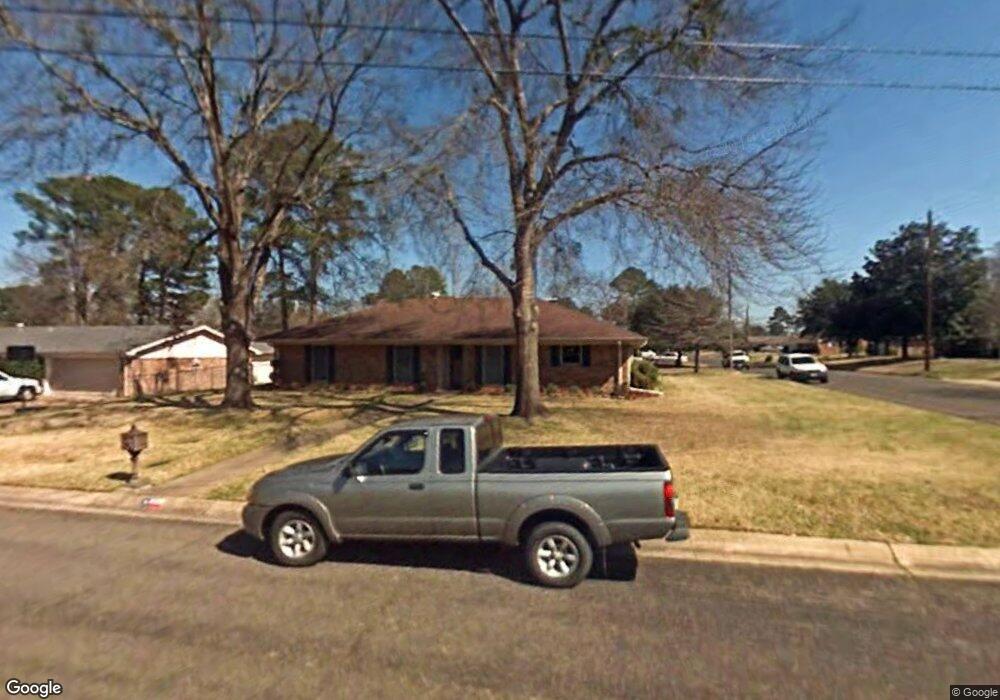 2806 Aspen St, Kilgore, TX 75662 - photo 1