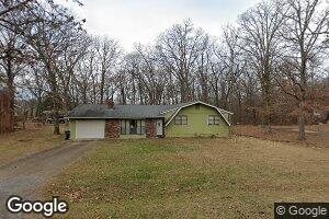 1211 Briarwood Dr, Houston, MO 65483