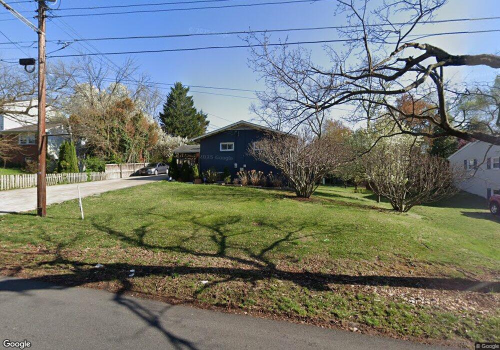 5603 Colfax Ave, Alexandria, VA 22311 - photo 1