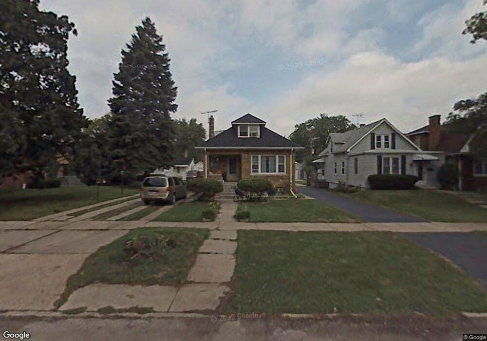 1530 Whitcomb Ave, Des Plaines, IL 60018 - photo 1