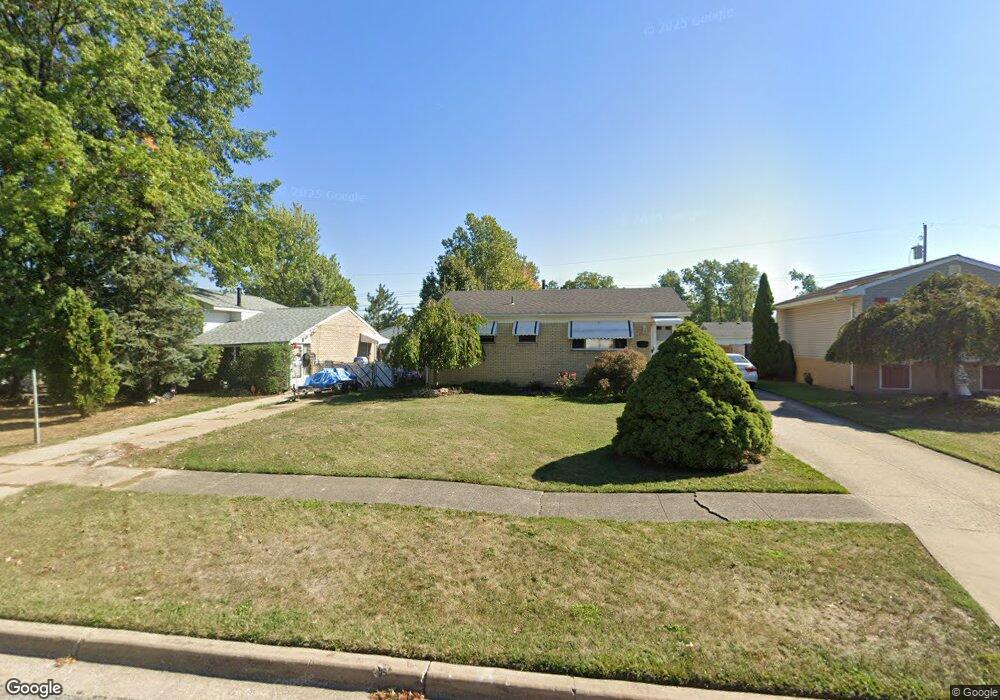 4439 Palm Ave, Lorain, OH 44055 - photo 1