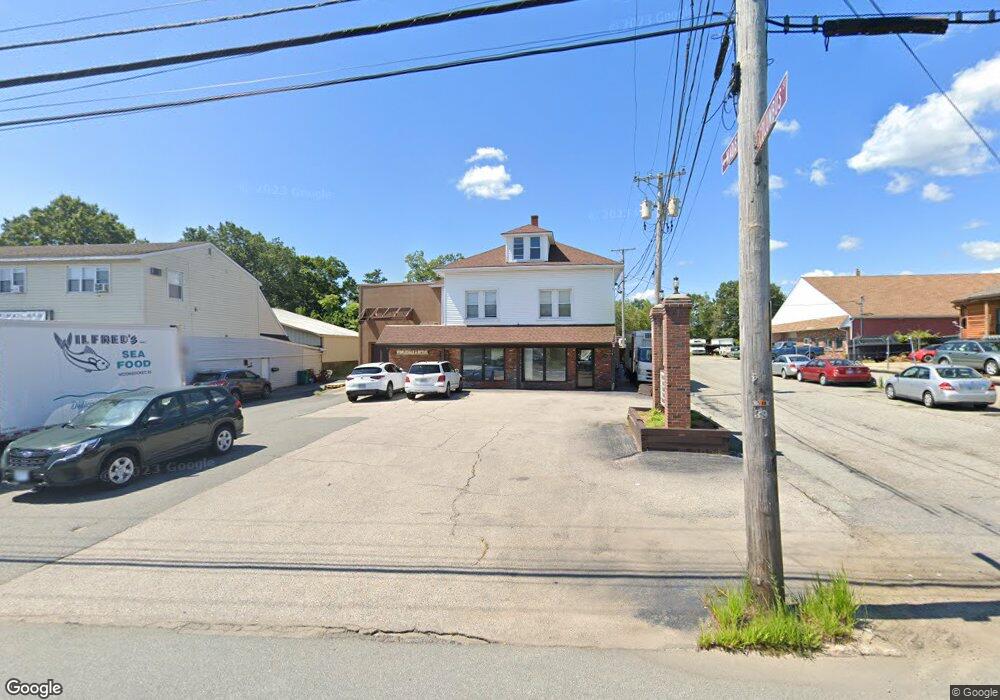 805 Cumberland Hill Rd, Woonsocket, RI 02895 - photo 1