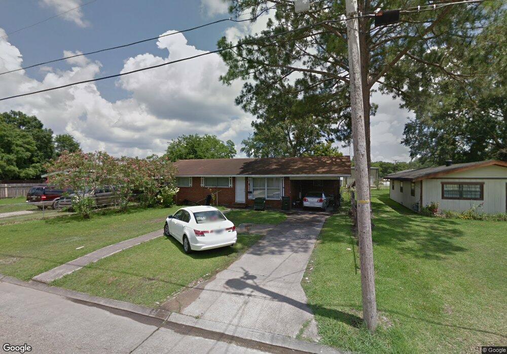 1719 Short Weeks St, New Iberia, LA 70560 - photo 1