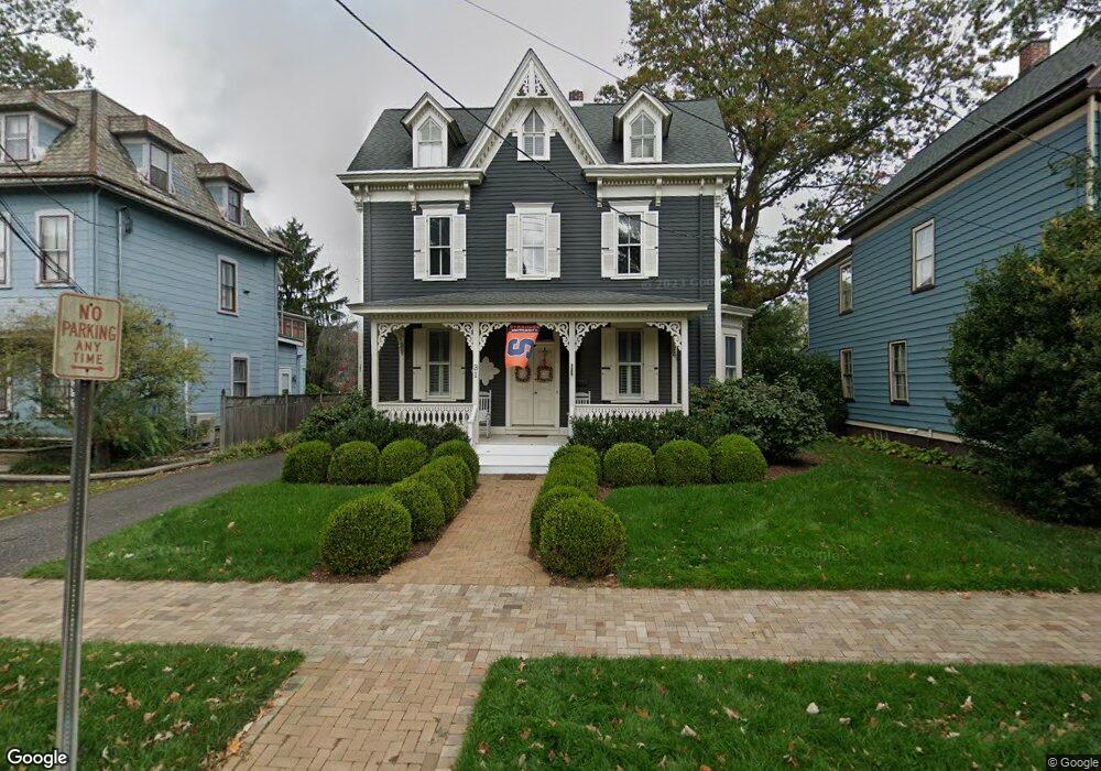 31 Grove St, Haddonfield, NJ 08033 - photo 1