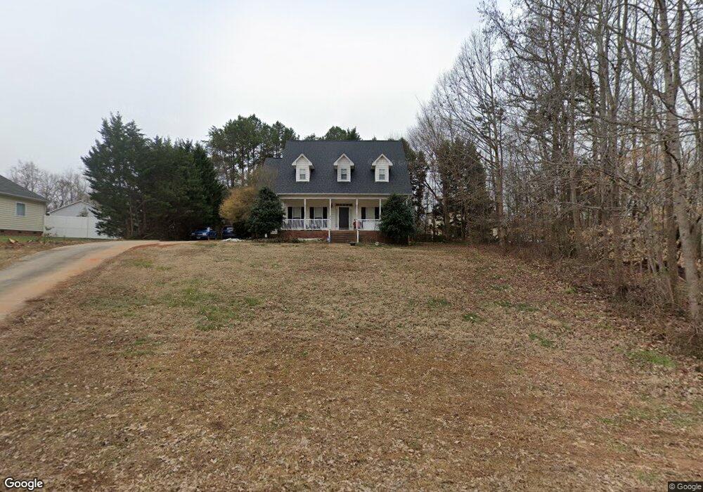5104 Thornhill Dr, Gastonia, NC 28052 - photo 1
