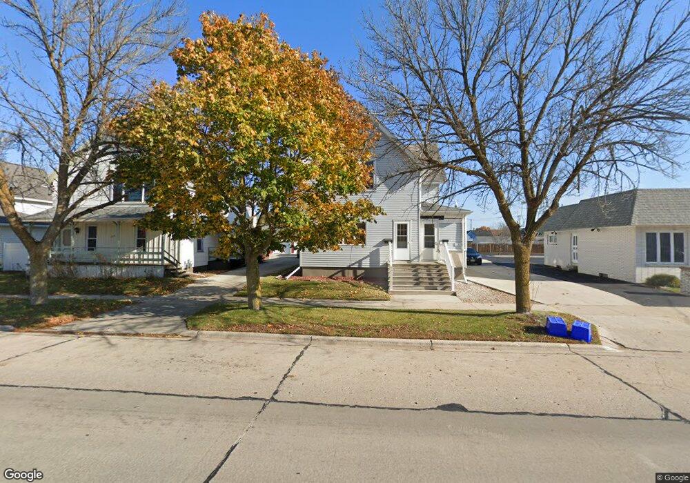 2213 Washington St, Two Rivers, WI 54241 - photo 1