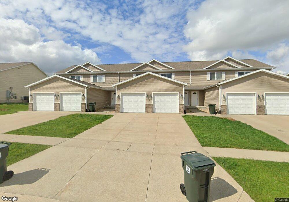 4808 Algonquin Dr unit 1, Cedar Falls, IA 50613 - photo 1
