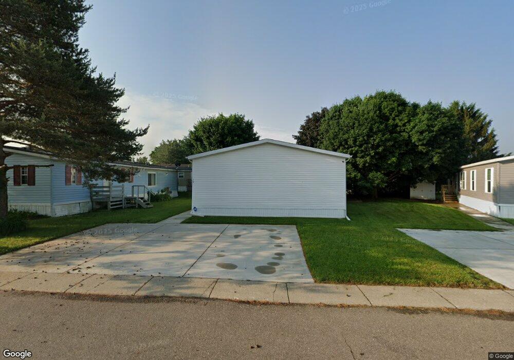 15 Timber Ct unit 15, Flint, MI 48506 - photo 1