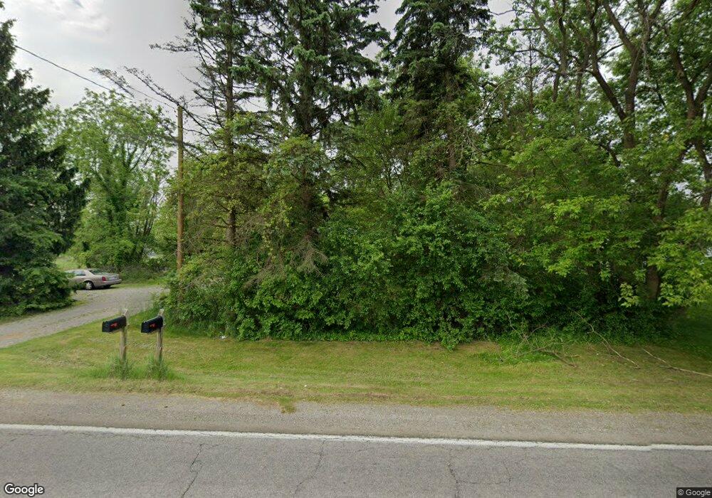 4072 Crosby Rd, Flint, MI 48506 - photo 1