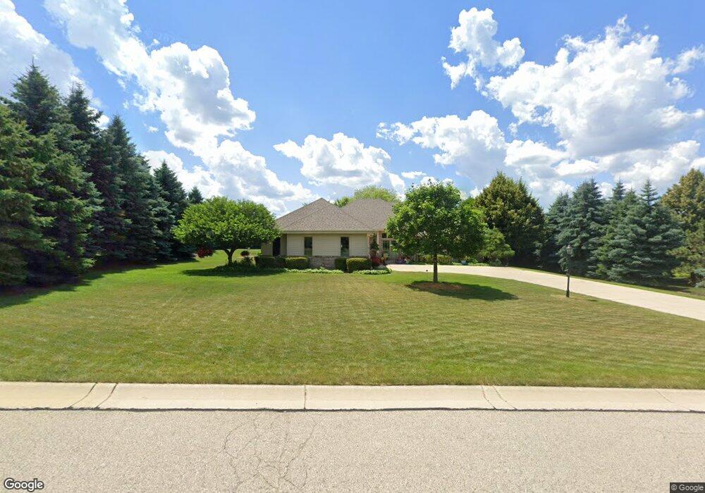 W273N6221 Basham Ln, Sussex, WI 53089 - photo 1