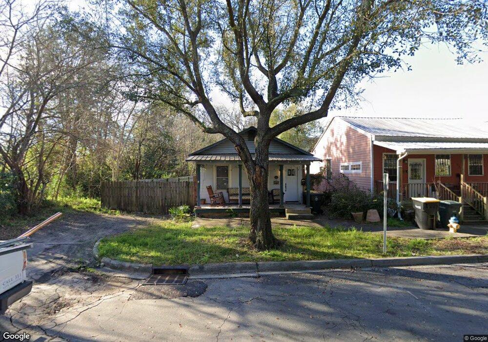 621 E Duffy St, Savannah, GA 31401 - photo 1
