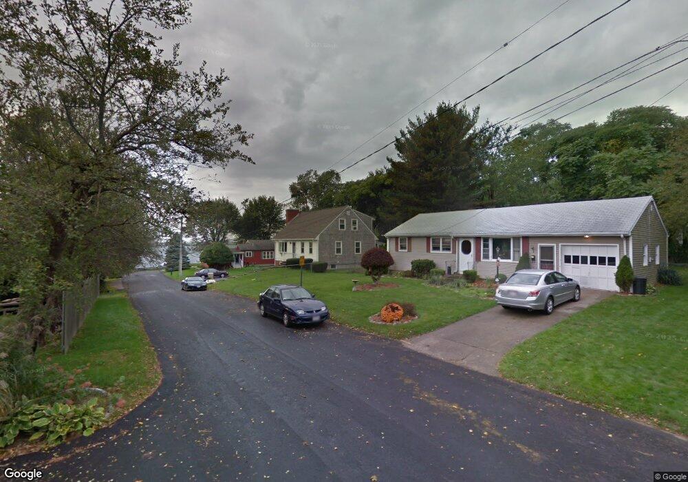 77 Inverness Rd, Swansea, MA 02777 - photo 1