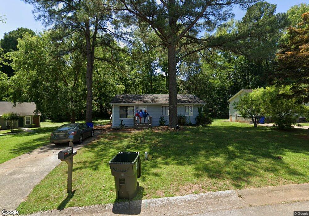 110 Honeysuckle Dr, Pittsboro, NC 27312 - photo 1