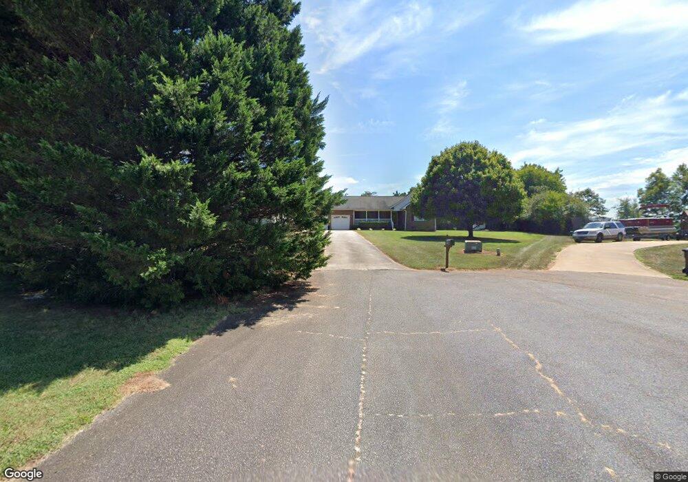 1834 Appalachian Ct, Lincolnton, NC 28092 - photo 1