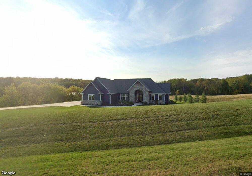 4117 S Woodcrest Ridge Dr, West Bend, WI 53095 - photo 1