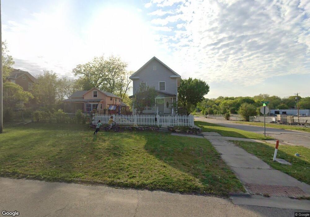 201 SW Tyler St, Topeka, KS 66603 - photo 1