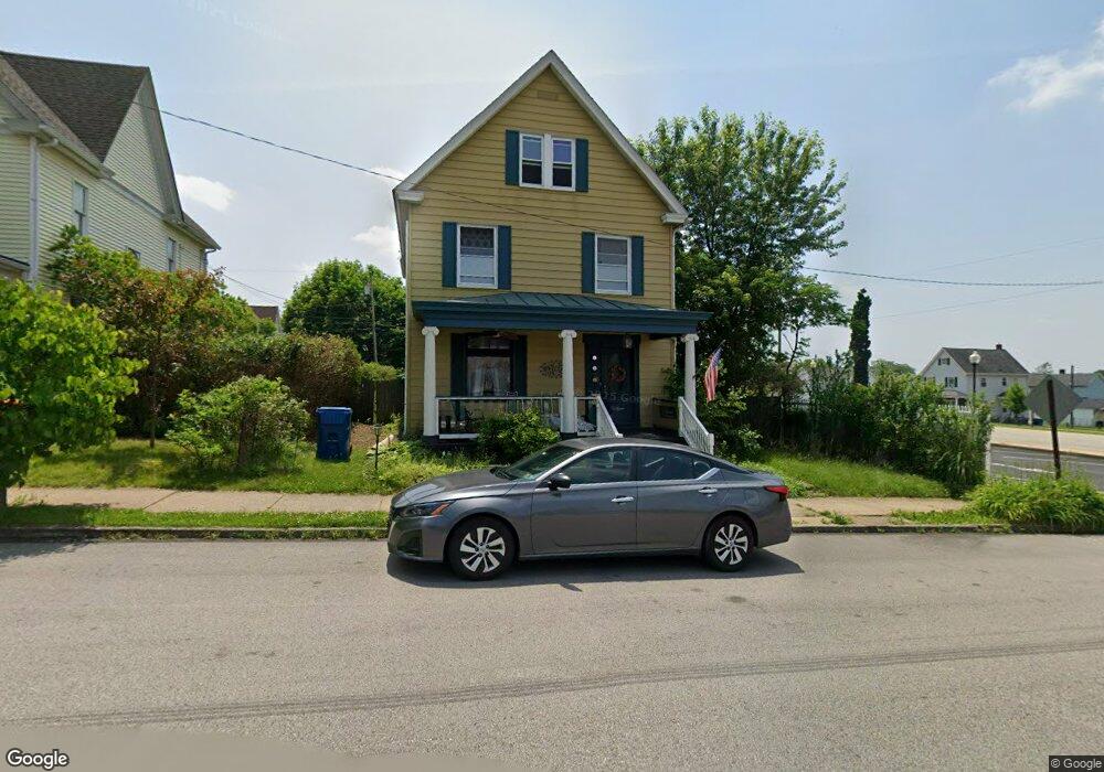 605 Spring St, Latrobe, PA 15650 - photo 1