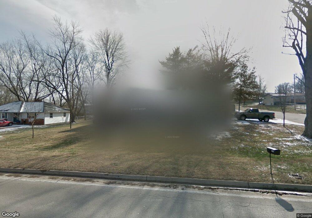 1102 E 10th St, Rolla, MO 65401 - photo 1