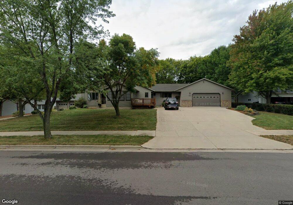 1707 N Franklin St, New Ulm, MN 56073 - photo 1