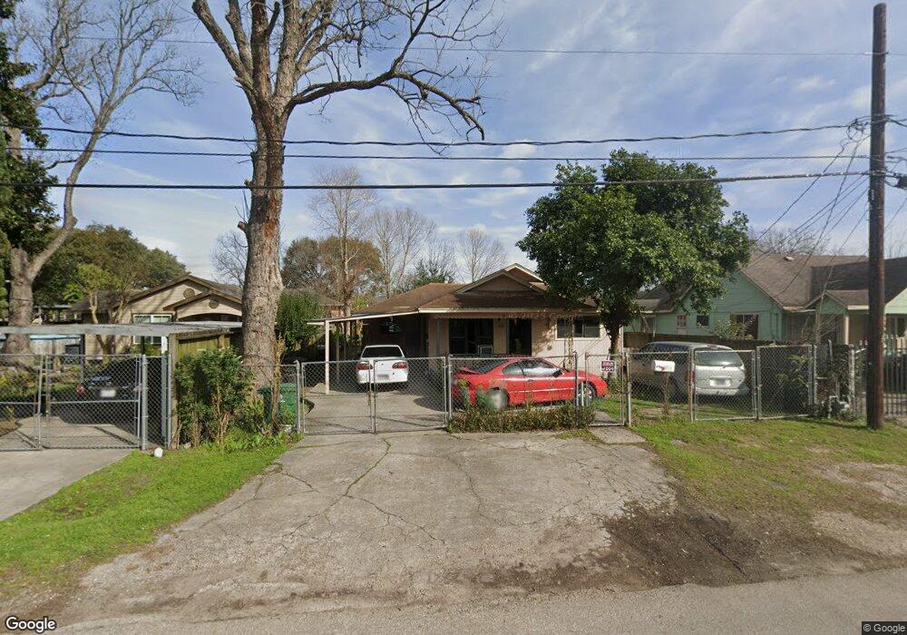 2907 King St, Houston, TX 77026 - photo 1