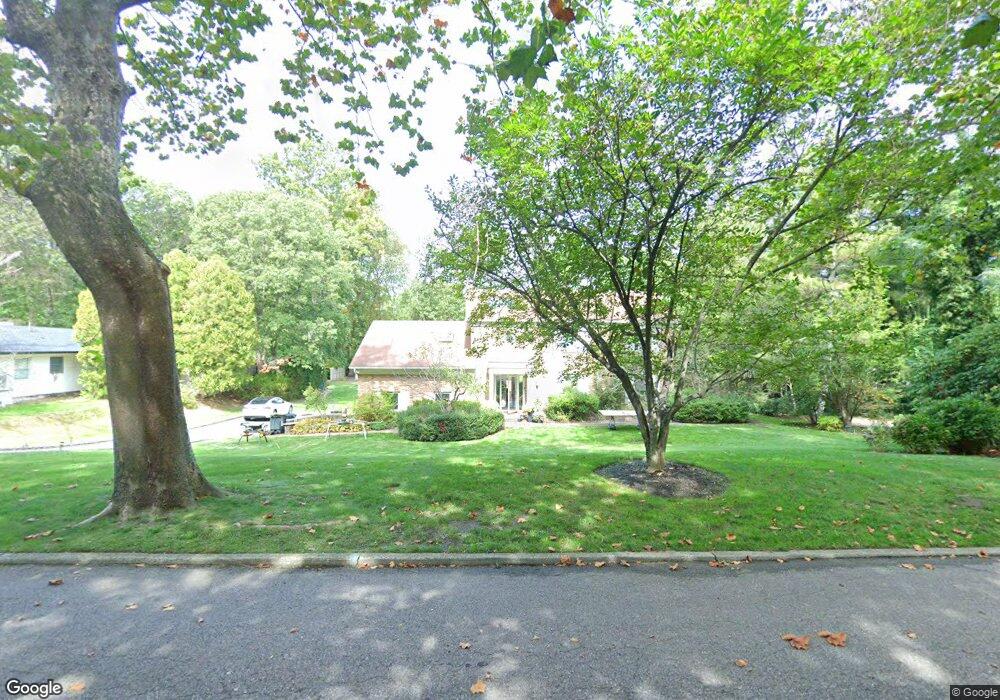 30 Rustic Gate Ln, Dix Hills, NY 11746 - photo 1