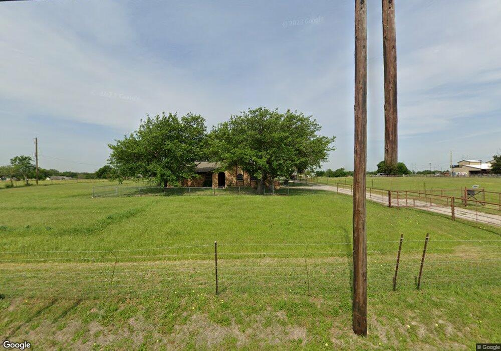 1932 Silver Creek Azle Rd, Azle, TX 76020 - photo 1